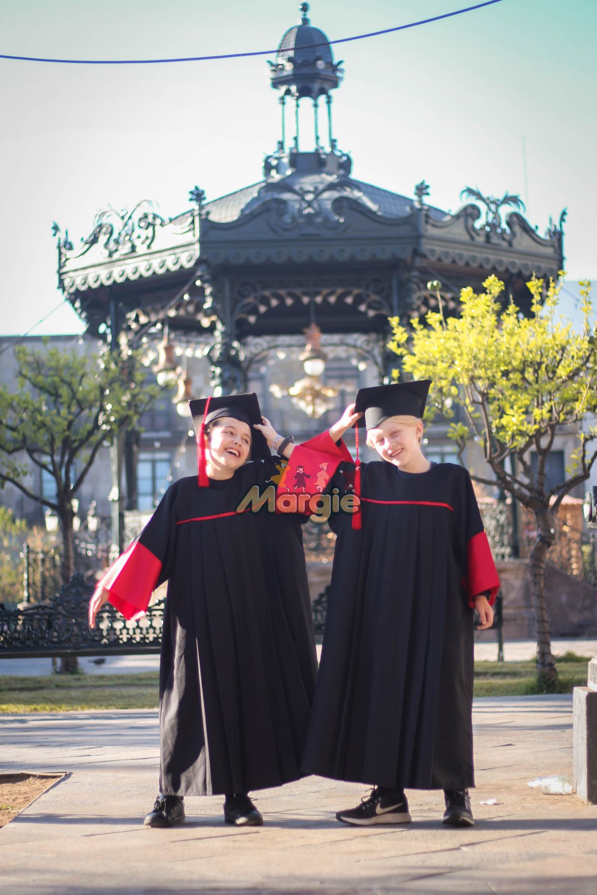Toga escolar Togas Margie para ceremonia de fin de cursos